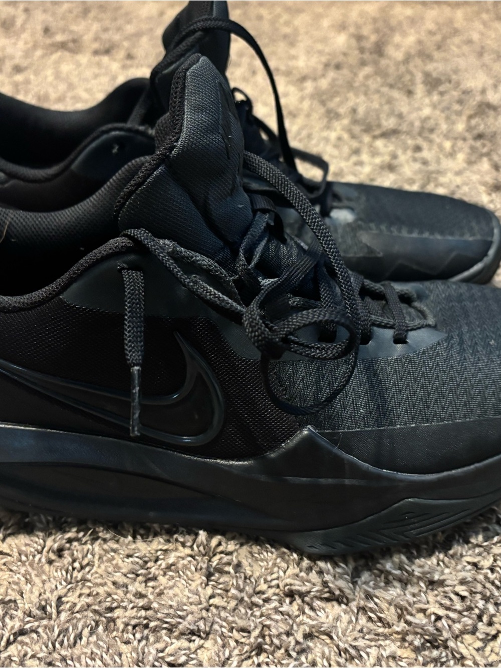 Nike Precision 6 Men’s Black Low-Top Training Sneakers 11.5